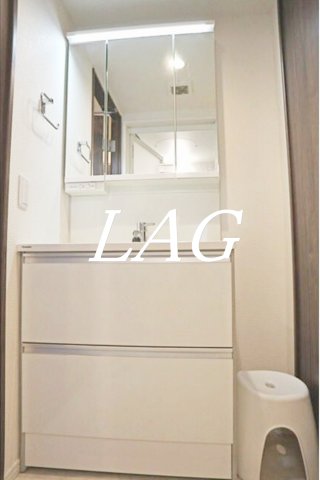 洗面設備　洗面台です。