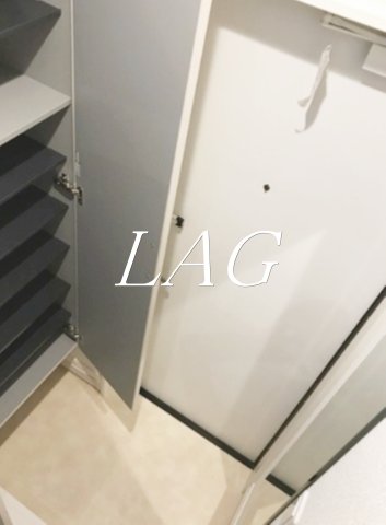 玄関　玄関です。