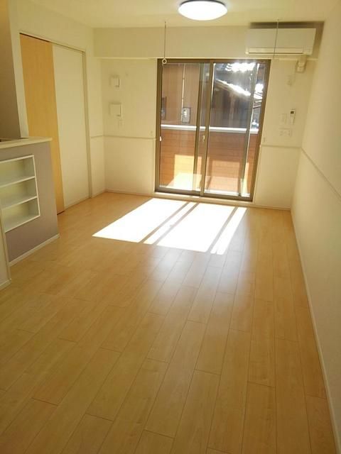 プルミエールの居間写真