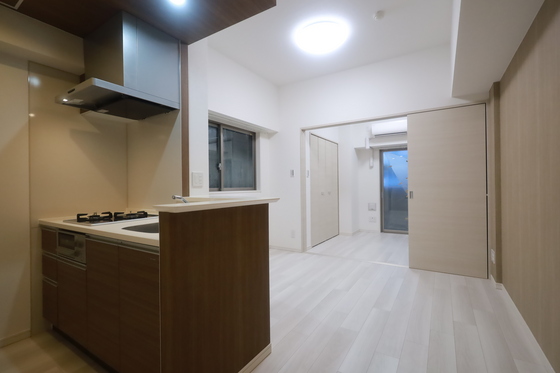 居室・リビング　※別部屋の写真です。