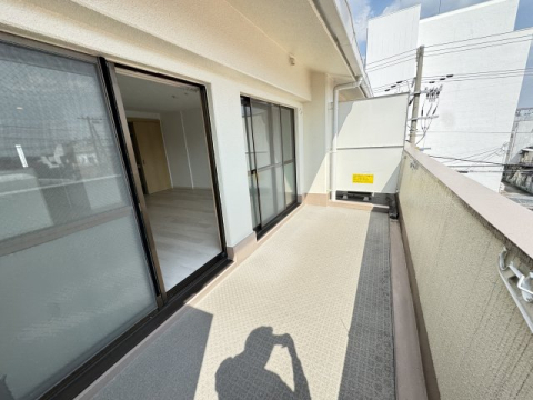 エステート吉田の内装写真