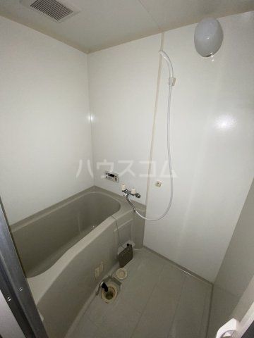 東武伊勢崎線 獨協大学前駅 徒歩5分 3階建 築24年の風呂写真