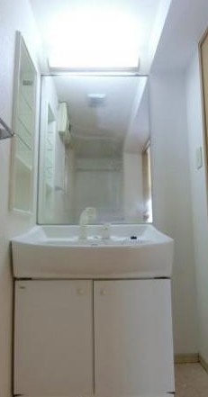 洗面設備　忙しい朝には欠かせない洗面所です