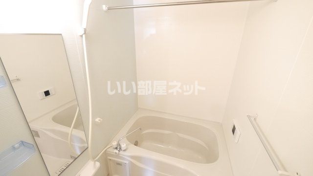 ＪＲ奥羽本線 赤湯駅 徒歩2分 2階建 築15年の風呂写真
