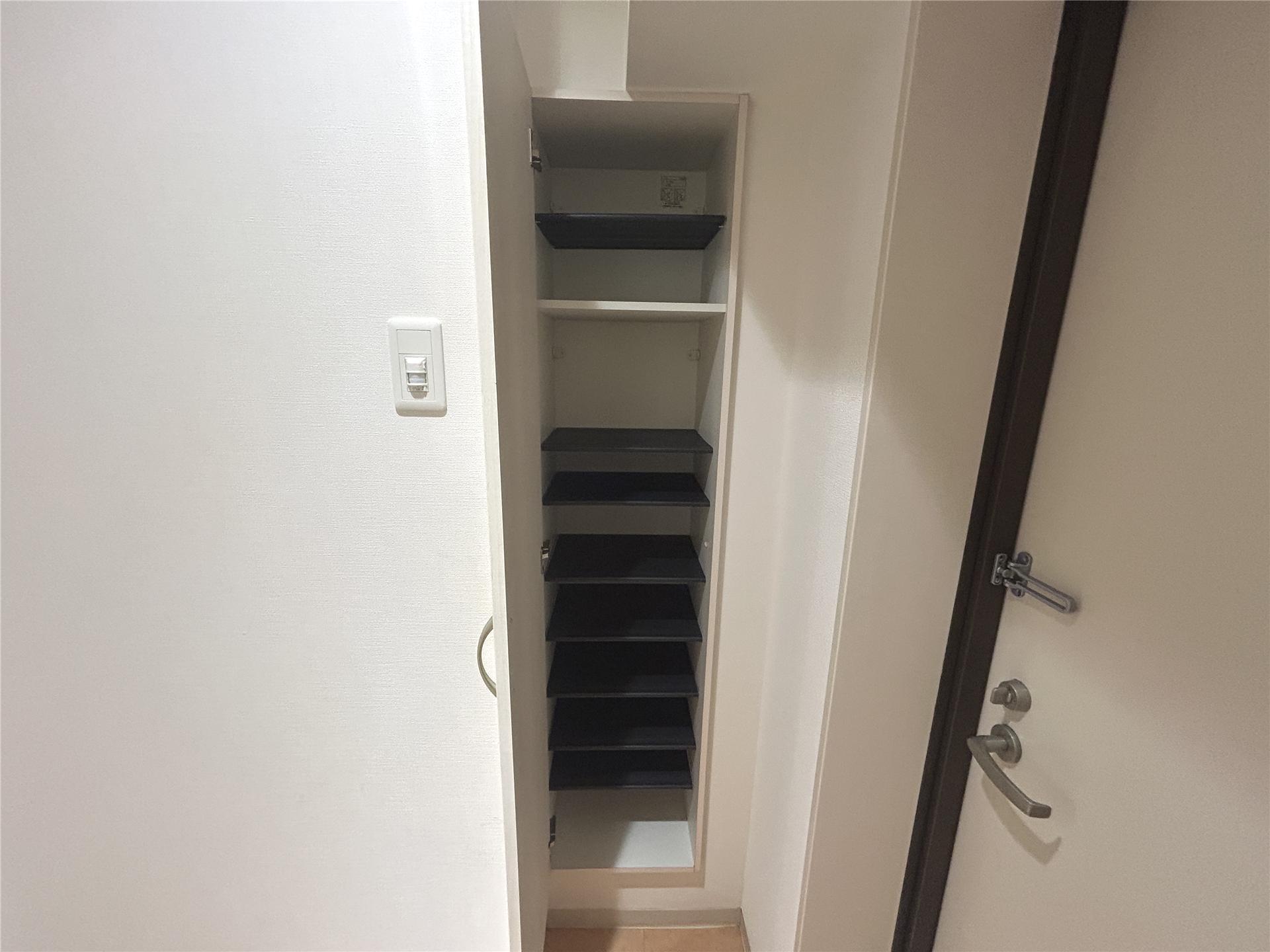 シェルグランデ泉中央の玄関写真