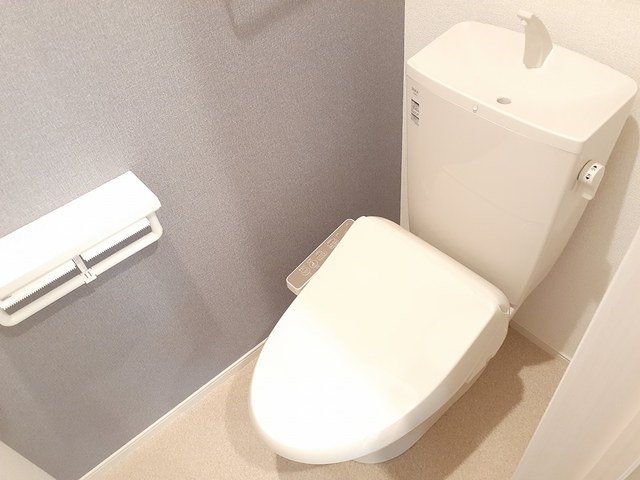 トイレ　清潔感のあるトイレです