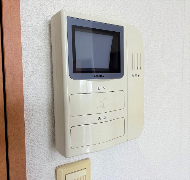 セキュリティ　モニター付きインターホン