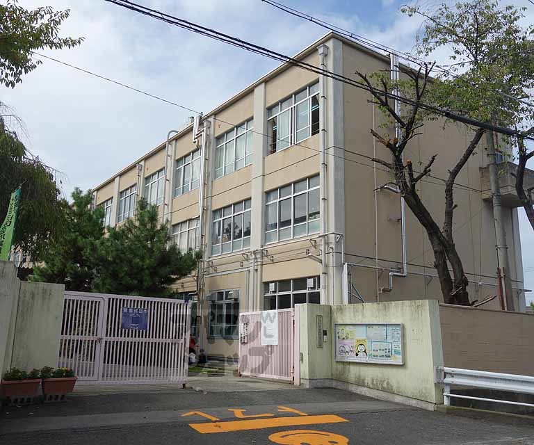 小学校　市立久世西小学校（小学校）まで350m