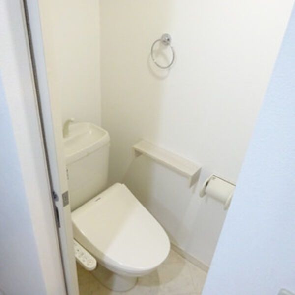 ソリッド瑞穂通のトイレ写真