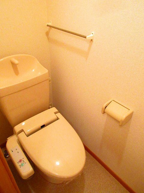 ファミールTCのトイレ写真