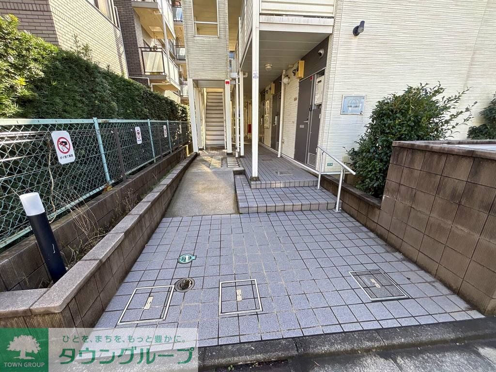 レオネクスト中野上鷺宮の外観写真