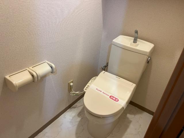 トイレ　シャワー付トイレ（イメージ）