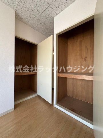 京阪本線 萱島駅 徒歩19分 4階建 築35年の内装写真