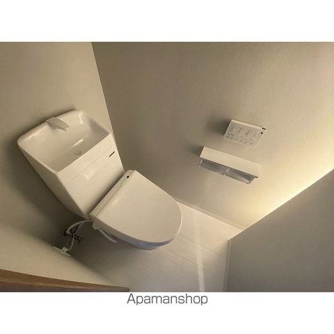 地下鉄南北線 北２４条駅 徒歩4分 5階建 築5年のトイレ写真