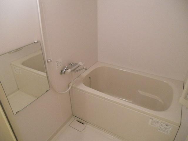 バス・シャワールーム　写真は同マンションの別のお部屋の場合があります