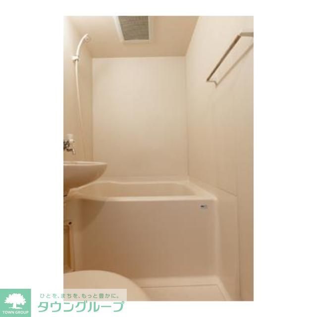 バス・シャワールーム　※写真は同タイプ住戸です。