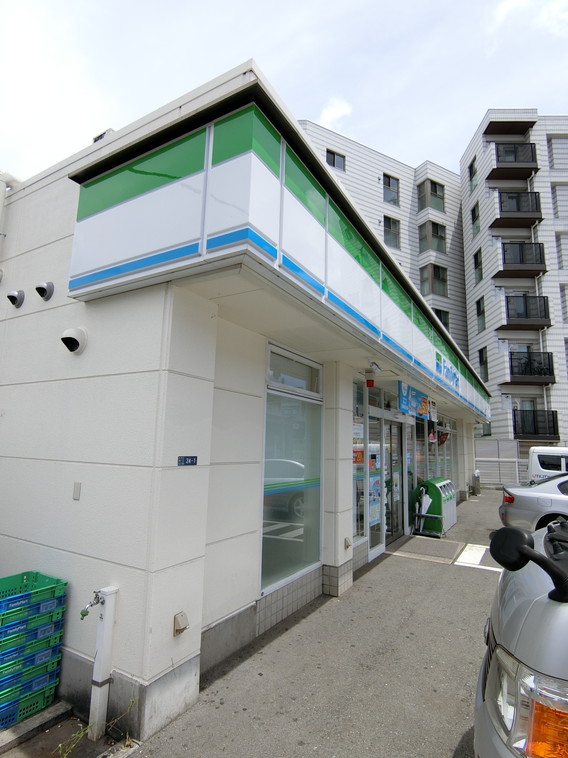 コンビニ　ファミリーマートＭＧ溝口六丁目店（コンビニ）まで150m