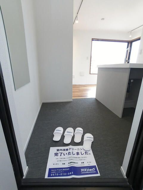 玄関　（別タイプ参考写真）ＣＲＥＡＬ板橋氷川町　板橋区氷川町