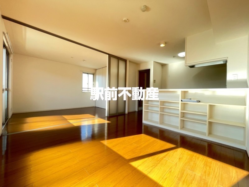 居室・リビング　別部屋写真流用