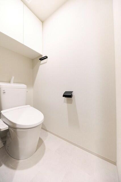 トイレ　※写真は同タイプ住戸です。