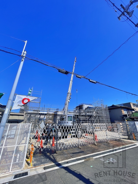 建物外観　外観（建設中）