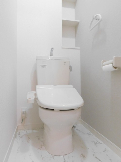 トイレ　【トイレ】同間取り別部屋写真です