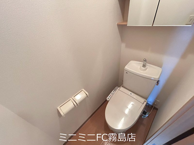 ＪＲ日豊本線 隼人駅 徒歩13分 2階建 築20年のトイレ写真