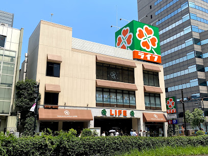 スーパー　ライフ渋谷東店（スーパー）まで398m