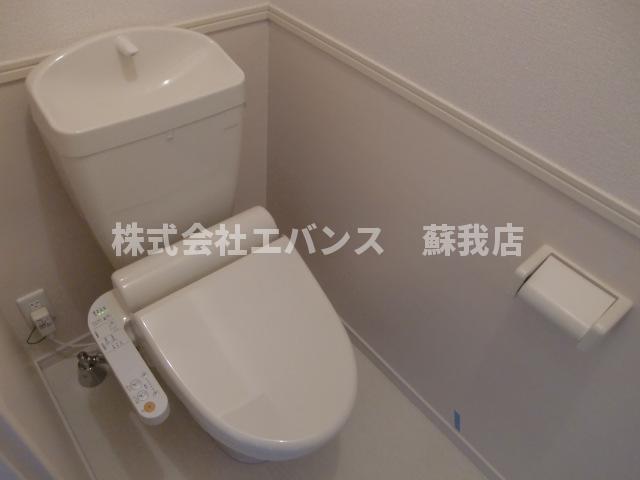 トイレ　落ち着いたトイレです