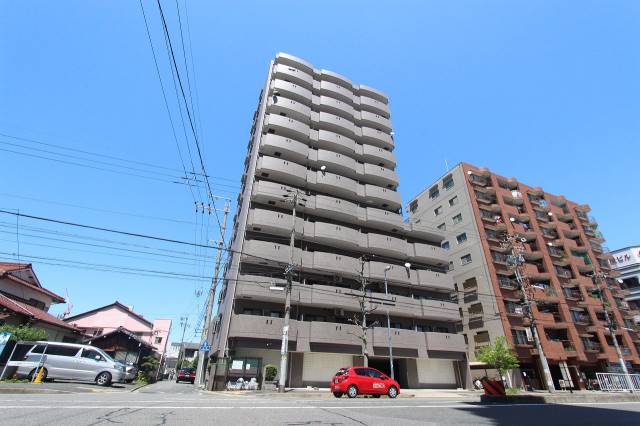 建物外観　名古屋駅徒歩圏内のセキュリティも安心のマンションです