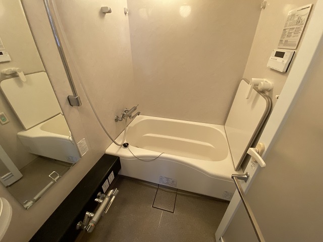 バス・シャワールーム　バス※別部屋参考写真