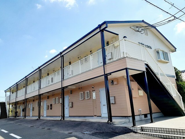 建物外観　落ち着いた雰囲気の外観です