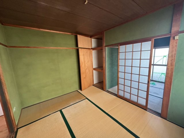 ＪＲ東海道本線 立花駅 徒歩12分 2階建 築45年の居間写真