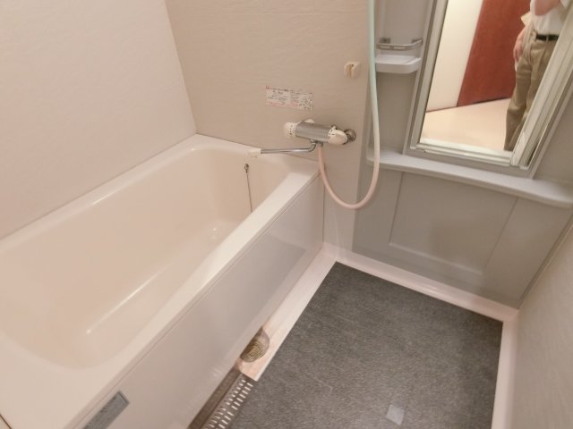 バス・シャワールーム　詳細は、RISUMO江坂本店→06-6155-7137まで♪