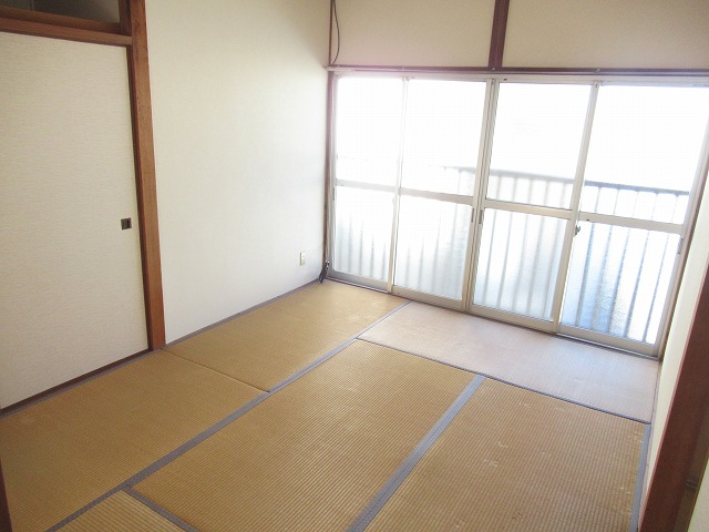 長崎電軌本線 赤迫駅 徒歩13分 2階建 築51年の居間写真