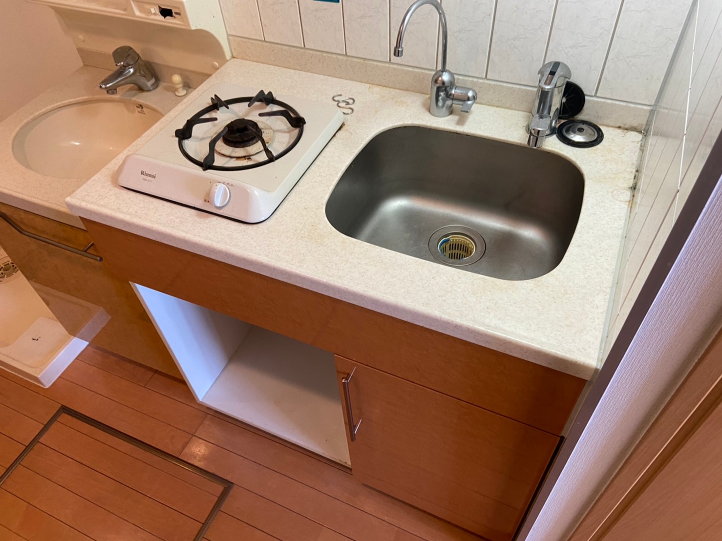 キッチン　※同建物別部屋のものを使用