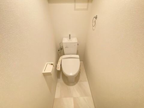【Ｓ－ＦＯＲＴ六番町のトイレ】