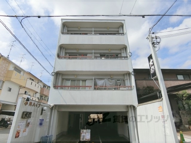 京都市上京区下小川町のマンションの建物外観