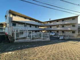 川崎市麻生区細山のマンションの建物外観