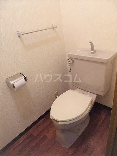 【ライオンズマンション左京山第５のトイレ】