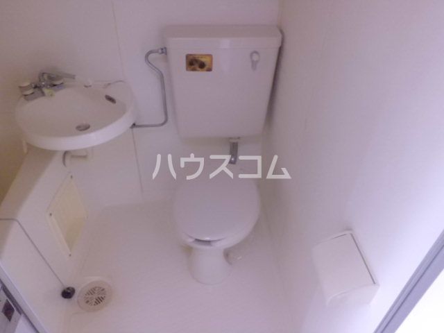 【日進市赤池のアパートのトイレ】
