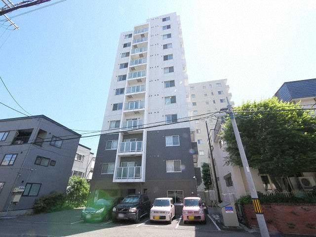 地下鉄東西線 円山公園駅 徒歩9分 築20年