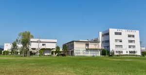 【津市一身田中野のマンションの大学・短大】