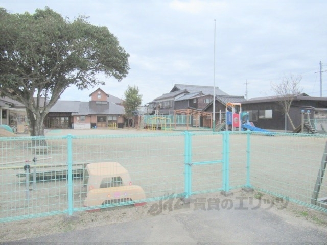 【蒲生郡日野町大字上野田のアパートの幼稚園・保育園】