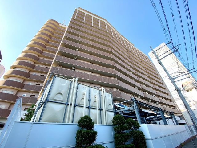 大阪市阿倍野区阿倍野筋のマンションの建物外観