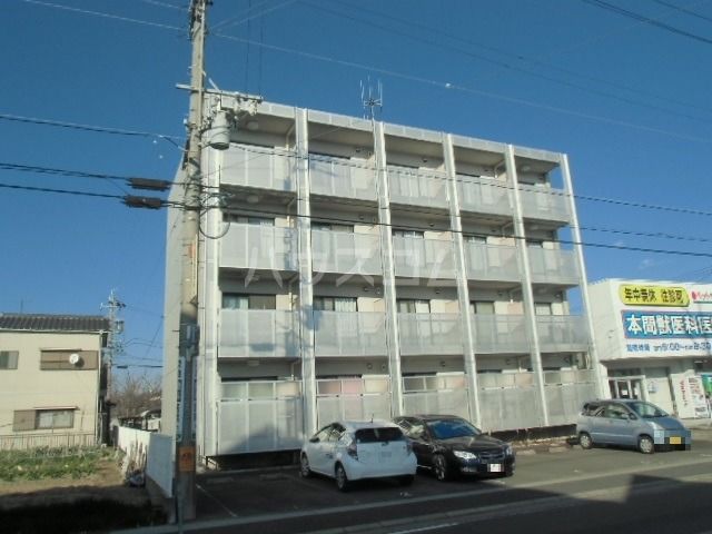 掛川市小鷹町のマンションの建物外観