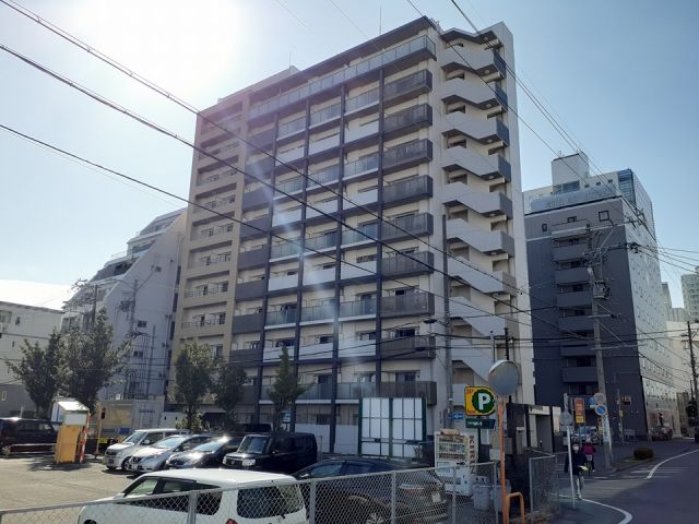 【ザックス静岡駅前の建物外観】