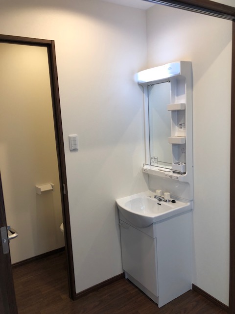 洗面設備　身だしなみがしやすい洗面台