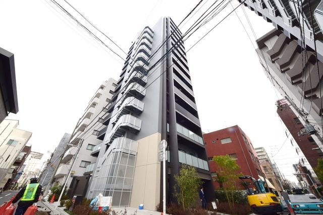 台東区入谷のマンションの建物外観