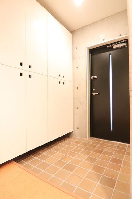 玄関　※別室の参考写真の為、現況優先です。